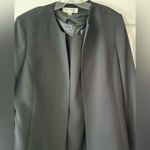 Le Suit Black Blazer Modern Sleek Design